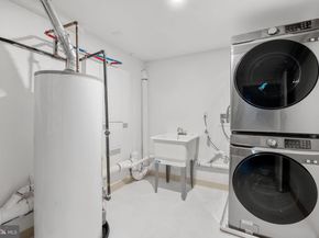 811 Kimball Street, Philadelphia PA 19147