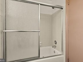 5010 Columbia Pike 6, Arlington VA 22204