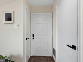 805 Locust Street 6, Herndon VA 20170