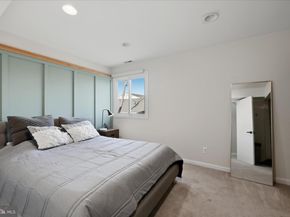 805 Locust Street 6, Herndon VA 20170