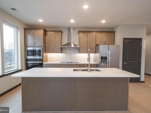 421 Washington Street 108 LEWIS, Conshohocken PA 19428