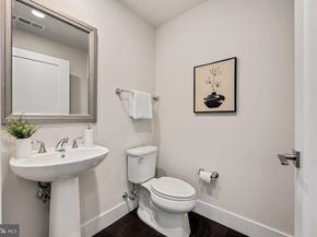 2822 Telek Place, Alexandria VA 22314