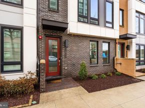 2822 Telek Place, Alexandria VA 22314