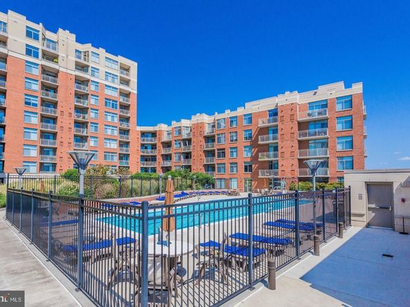 3600 S Glebe Road 1013W, Arlington VA 22202