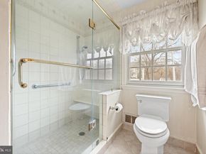 714 Gulph, Wayne PA 19087