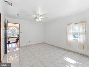 77 Gaping Rock Road, Levittown PA 19057