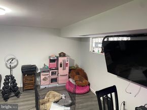 2888 Walnut Hill Street, Philadelphia PA 19152