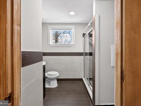 4 S 6TH Street, Darby PA 19023