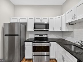 4 S 6TH Street, Darby PA 19023