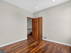 4 S 6TH Street, Darby PA 19023