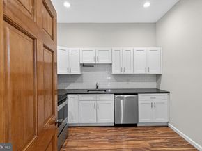 4 S 6TH Street, Darby PA 19023