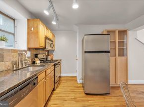 823 S 10TH Street, Philadelphia PA 19147