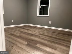 32 Kent Road, Upper Darby PA 19082