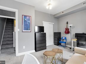 902 S 8TH Street, Philadelphia PA 19147