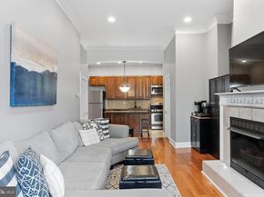 902 S 8TH Street, Philadelphia PA 19147