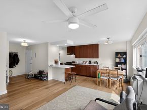 2101 Chestnut Street 808, Philadelphia PA 19103