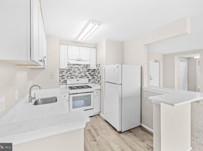 8 S Van Dorn Street 203, Alexandria VA 22304