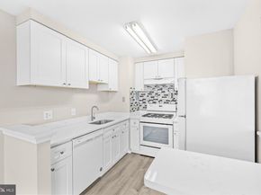 8 S Van Dorn Street 203, Alexandria VA 22304