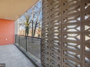 8 S Van Dorn Street 203, Alexandria VA 22304