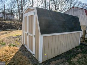 2318 Malraux Drive, Vienna VA 22182