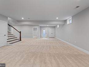 7606 Leonard Drive, Falls Church VA 22043