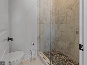 7606 Leonard Drive, Falls Church VA 22043