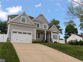 7606 Leonard Drive, Falls Church VA 22043