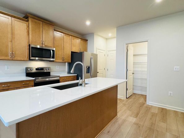 2613 River Birch Road, Herndon VA 20171