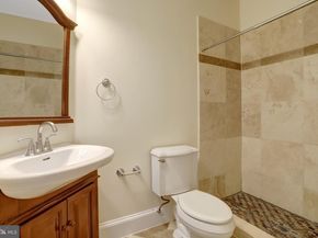639 23rd Street S, Arlington VA 22202