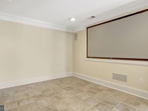 639 23rd Street S, Arlington VA 22202