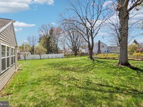 923 Pickering Drive, Yardley PA 19067