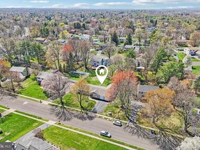 923 Pickering Drive, Yardley PA 19067