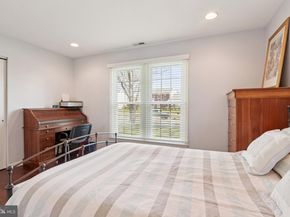 923 Pickering Drive, Yardley PA 19067