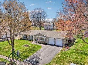 923 Pickering Drive, Yardley PA 19067