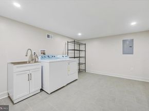 1731 W Passyunk Avenue, Philadelphia PA 19145
