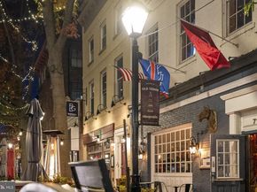 625 Slaters Lane 402, Alexandria VA 22314