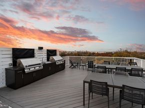 625 Slaters Lane 402, Alexandria VA 22314