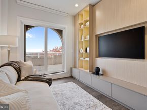 625 Slaters Lane 402, Alexandria VA 22314