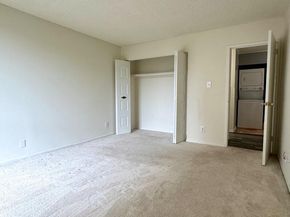 2300 Pimmit Drive 719, Falls Church VA 22043