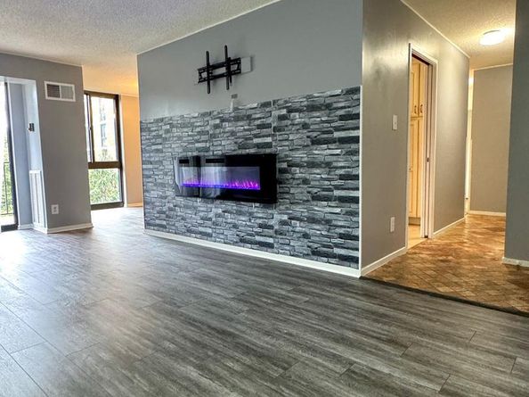 2300 Pimmit Drive 719, Falls Church VA 22043