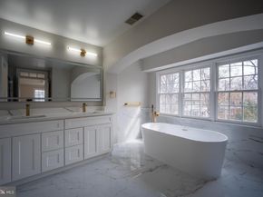 2373 Whitestone Hill Court, Falls Church VA 22043