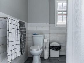 2711 E Cambria Street, Philadelphia PA 19134