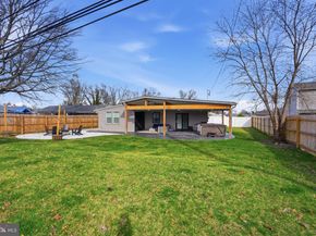 21 Border Rock Road, Levittown PA 19057
