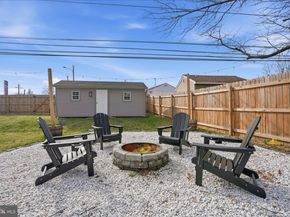 21 Border Rock Road, Levittown PA 19057