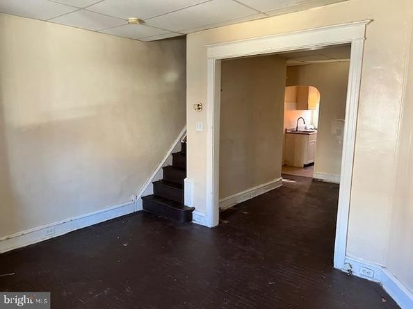 2081 Anchor Street, Philadelphia PA 19124