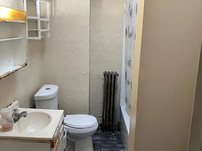 2081 Anchor Street, Philadelphia PA 19124