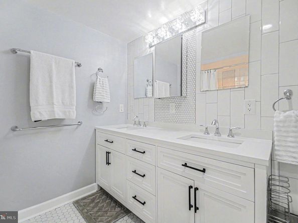 4189 S Four Mile Run Drive S 101, Arlington VA 22204