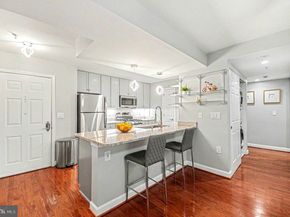 4189 S Four Mile Run Drive S 101, Arlington VA 22204