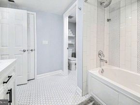 4189 S Four Mile Run Drive S 101, Arlington VA 22204