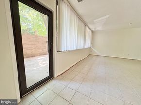3713 S George Mason Drive T5W, Falls Church VA 22041